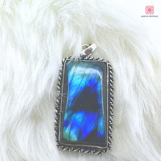 Labradorite Pendant