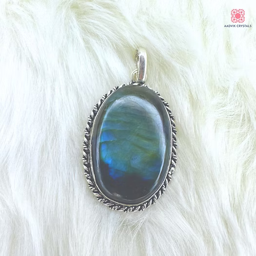 Labradorite Pendant